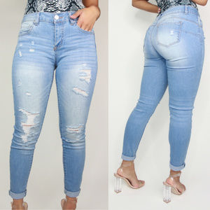 NEW WAX JEAN Light Wash Distressed Denim Jeans NWT